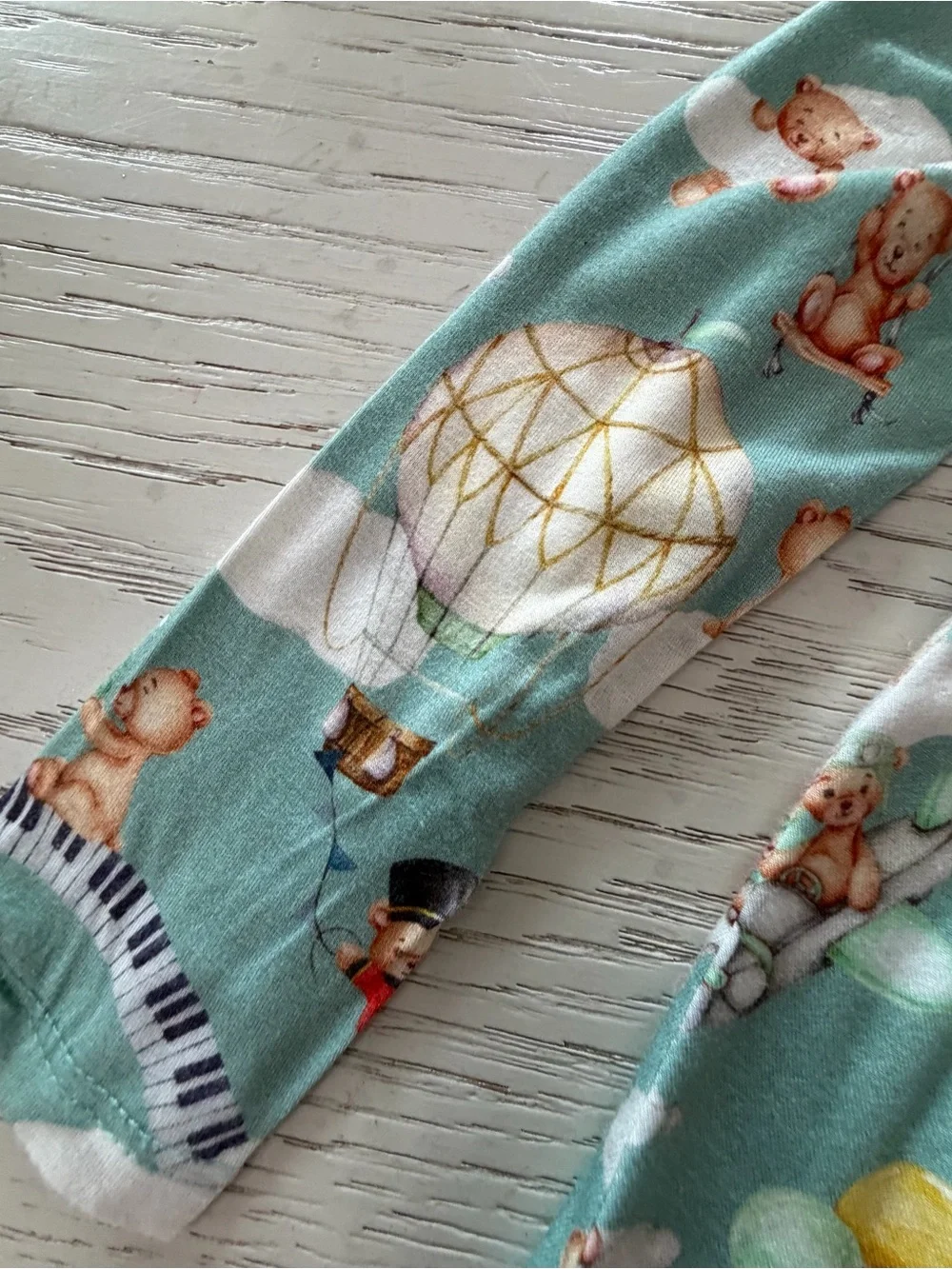 Posh Peanut FAO Schwarz Green Cloud Balloon Party Baby Shirt Bloomers Set 18 M